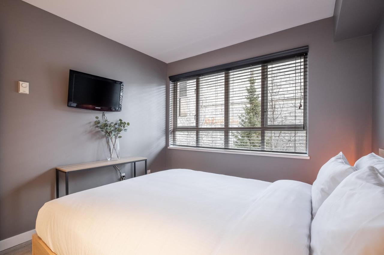 Eagle Lodge By Outpost Whistler Buitenkant foto